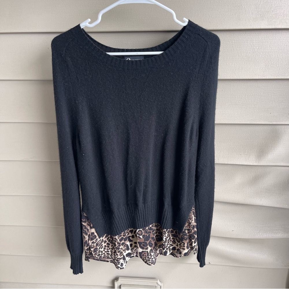 C By Bloomingdales 100% 2-Ply Cashmere Round Neck Sweater Size Medium Animal